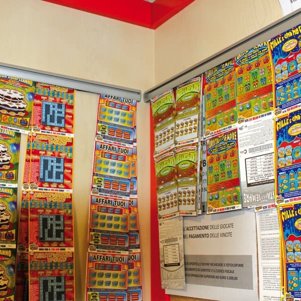 porta informazioni binario a parete da capo