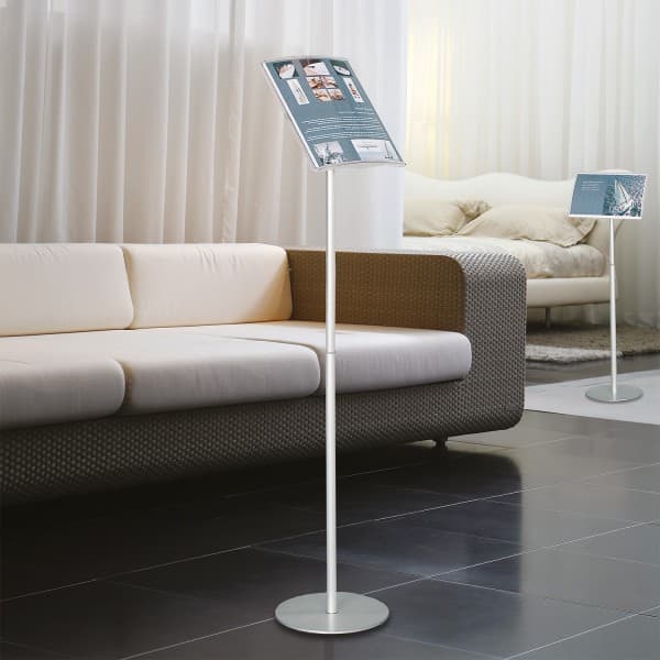 Espositore da terra regolabile in altezza