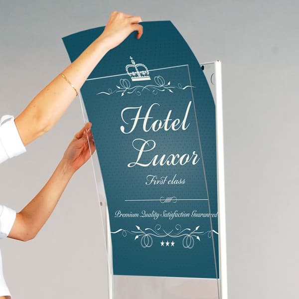 Bodendisplay - einfacher Informationsaustausch